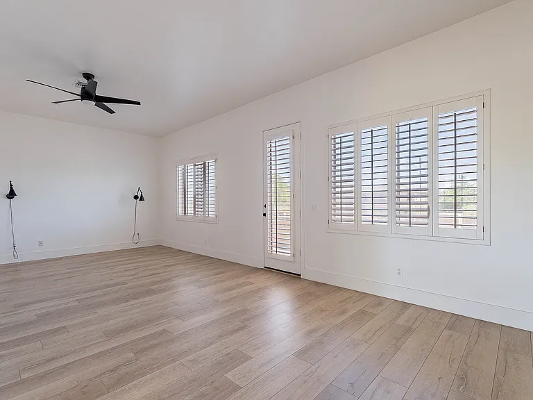 2956 S Birch Ct — Photo 42