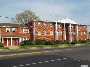 303 N Central Ave APT 9C, Valley Stream, NY 11580