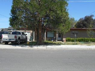 1033 NW Golf Course Dr #10, Madras, OR 97741