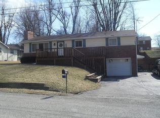 433 Spruce St, East Alton, IL 62024