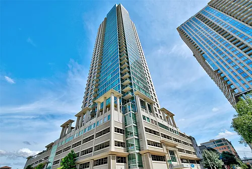 300 Bowie St Photo 1