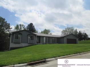 5401 Larimore Ave, Omaha, NE 68104