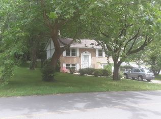 11 Waters Rd, Asheville, NC 28805