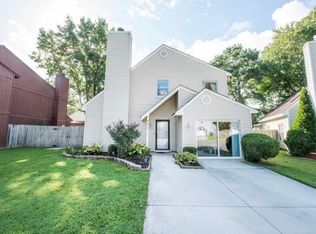 902 Donne Ct, Virginia Beach, VA 23462