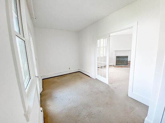 5th image of 351 High St APT 2B