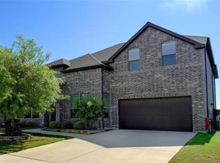 5721 Tawakoni Dr, Argyle, TX 76226