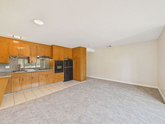 3rd image of 3333 Clement St APT 4