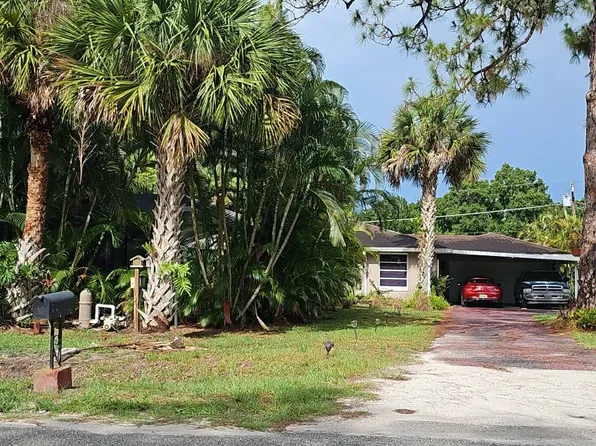 676 NE 28th Ave, Okeechobee, FL 34972