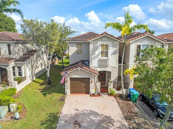 963 SW 154th Path Unit 963, Miami, FL 33194