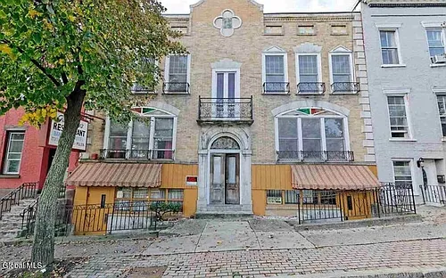 164 Madison Ave #3 Photo 1