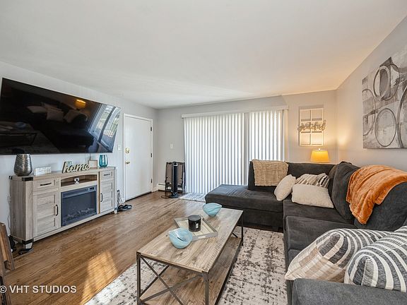 4th image of 4508 Elm Ave