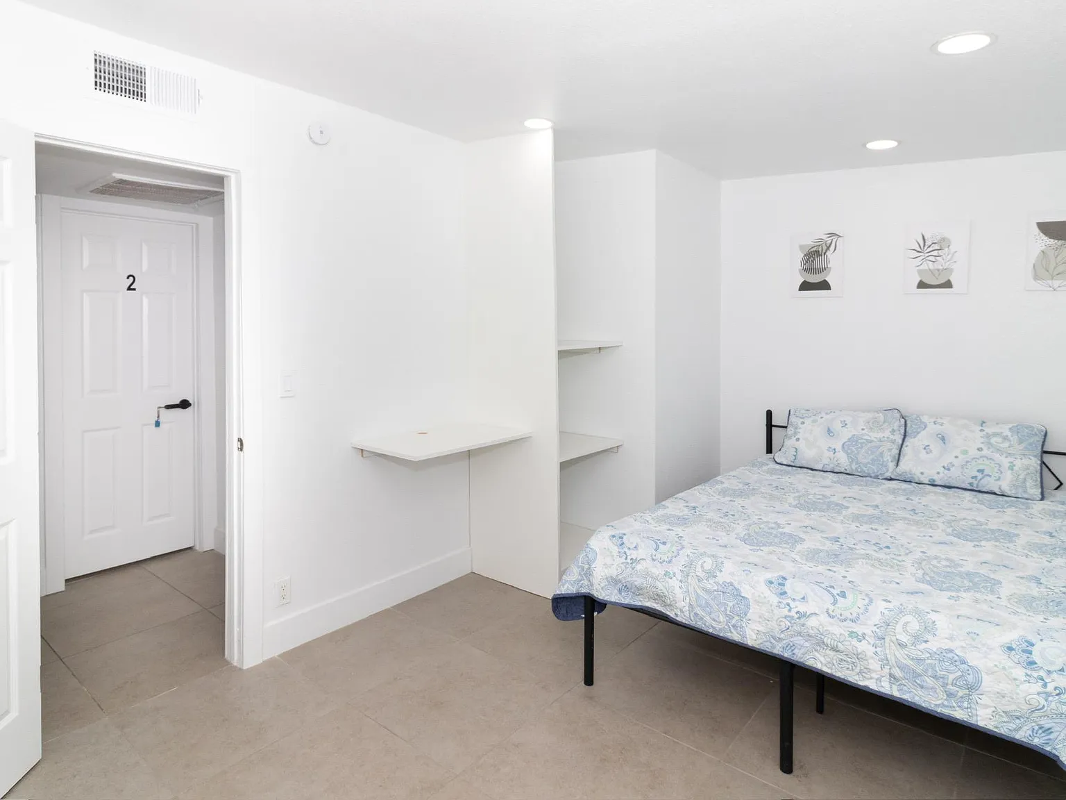 4 bed, 3.0 bath, 1968 sqft, $841 — Photo 3