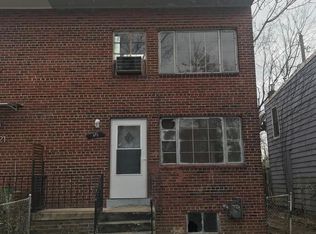 419 Earl St, Alexandria, VA 22314