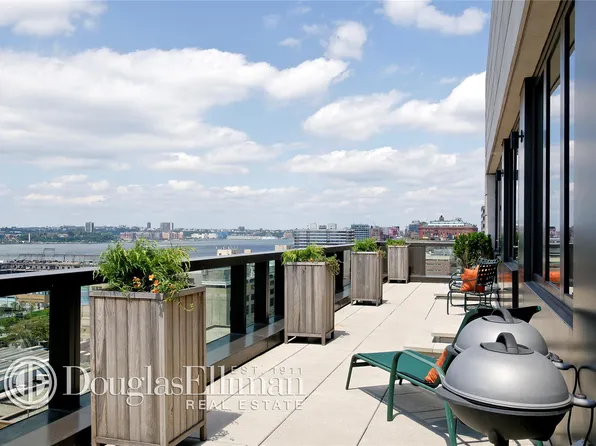 505 Greenwich Street image 1 of 18