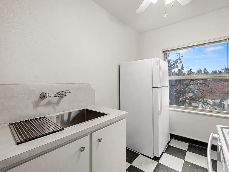 315 High Street — Photo 19