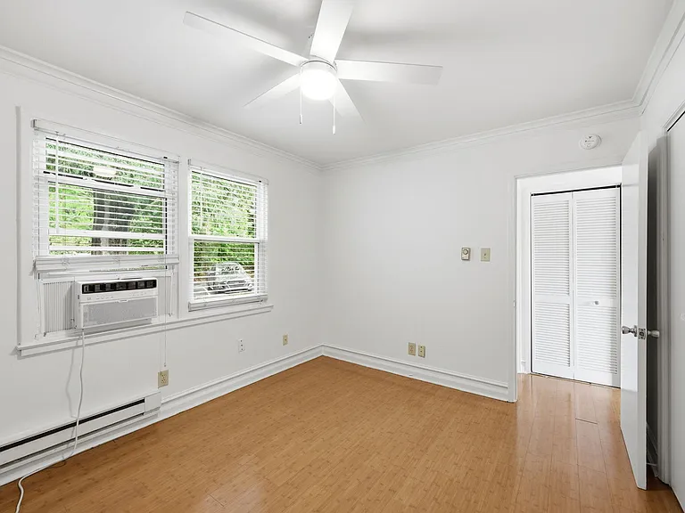 635 Daniels St #A — Photo 17