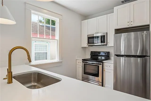 1114 Upperline St #1114 — Photo 5