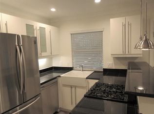 100 W 12th St #8, Houston, TX 77008