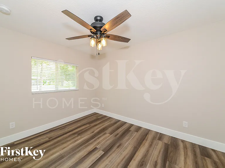 2670 Denicke St — Photo 12
