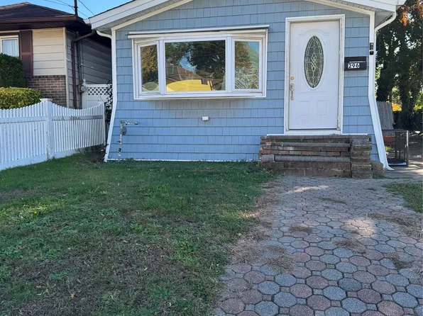 296 Harvard Street, Hempstead, NY 11550