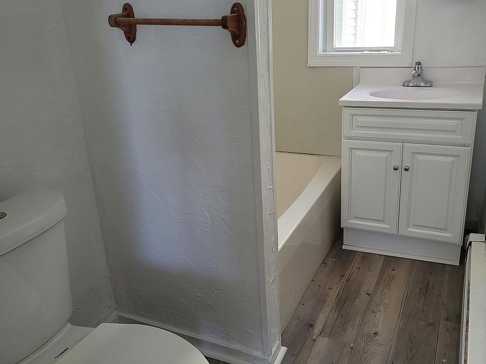 2nd image of 69 Washington St #5