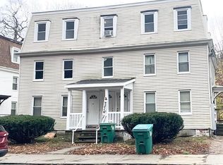 263 Green St #261, Clinton, MA 01510