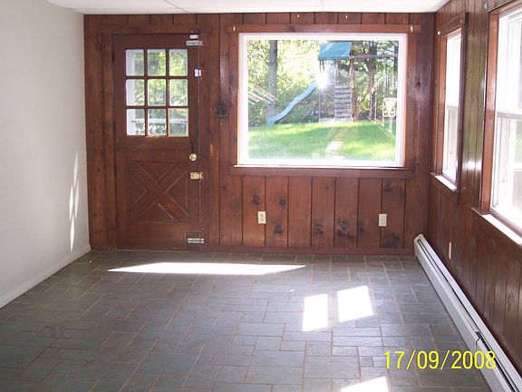 3rd image of 351 Lake Shore Dr