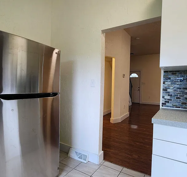 409 Parkwood Rd — Photo 18