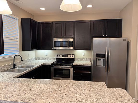 4th image of 1617 Brimington Ln