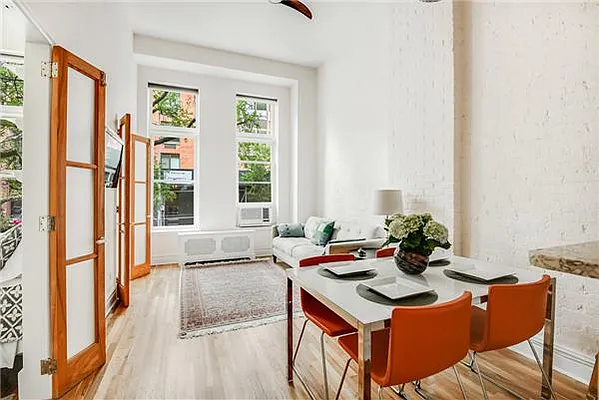 Sold by Bank Neary | media 9