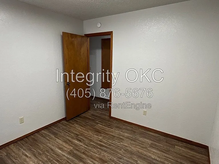 1501 SE 52nd St — Photo 7