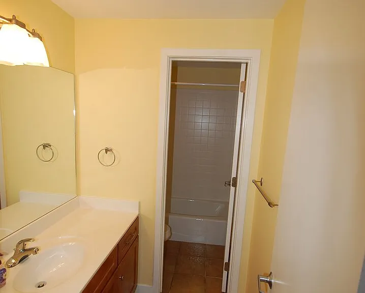515 E Capitol Ave #206 — Photo 9