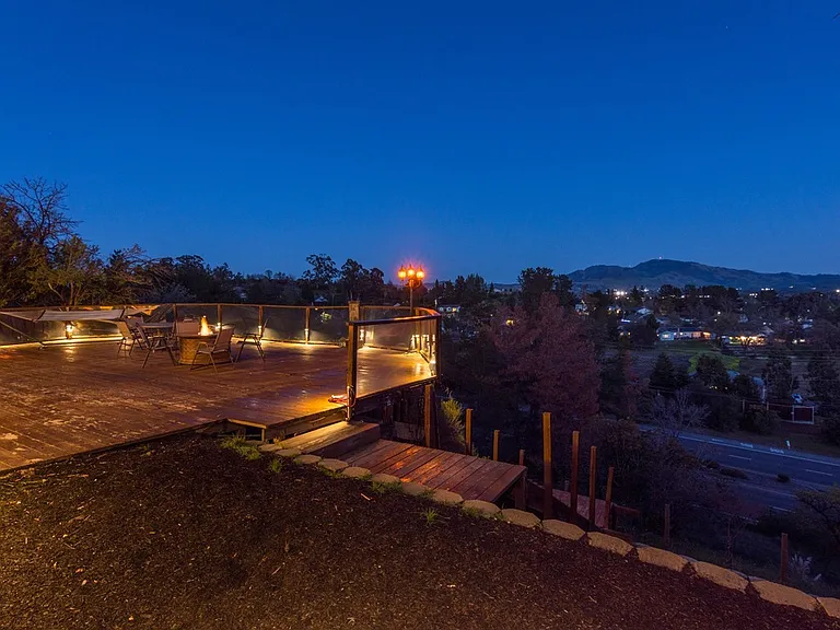 2838 Madeira Way — Photo 4