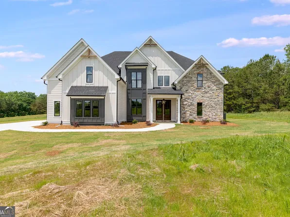 800 Lake Circle Rd, Buchanan, GA 30113