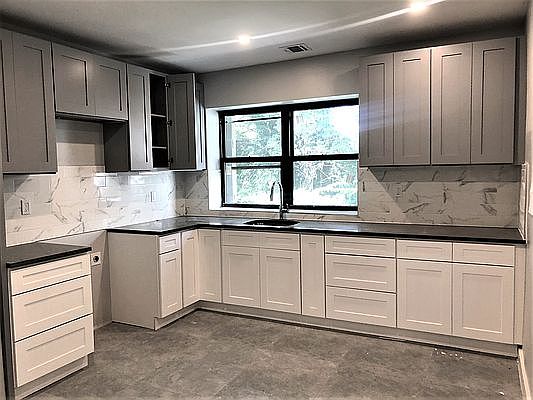 5th image of 1407 Vyse Ave #2
