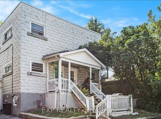 378 Montfort St #378, Ottawa, ON K1L5N1