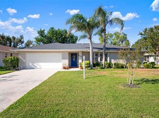 1333 Whispering Ln, Venice, FL 34285