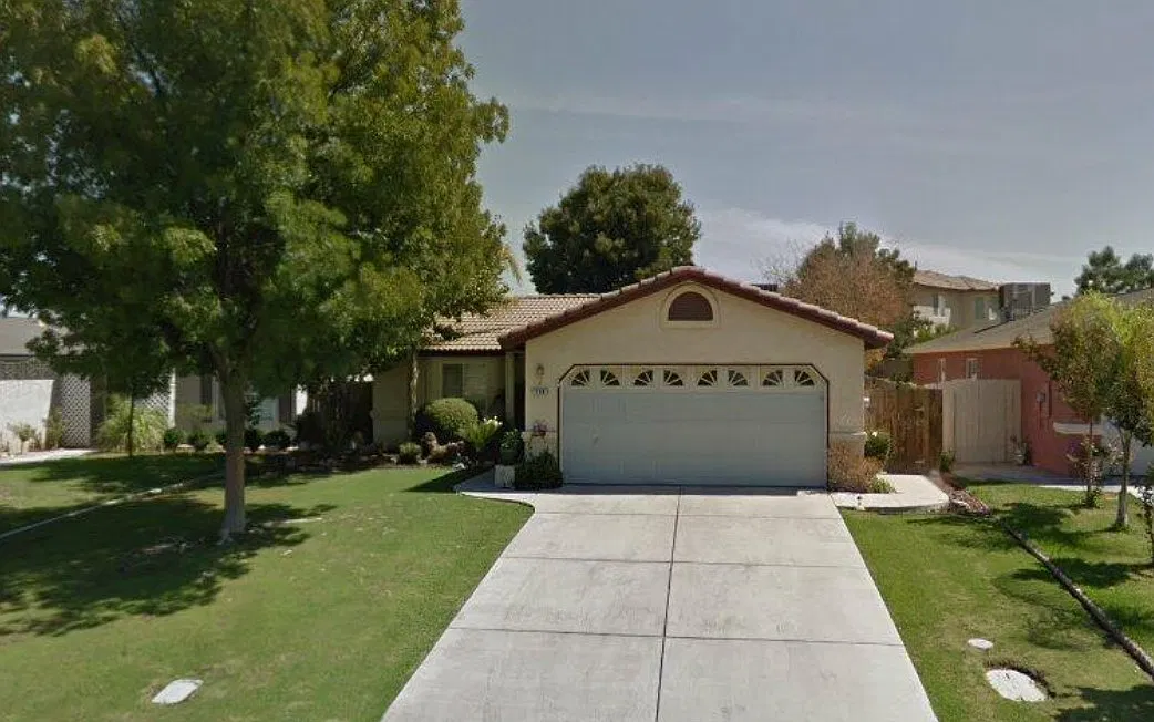 4 bed, 1363 sqft, $2,300 — Photo 1