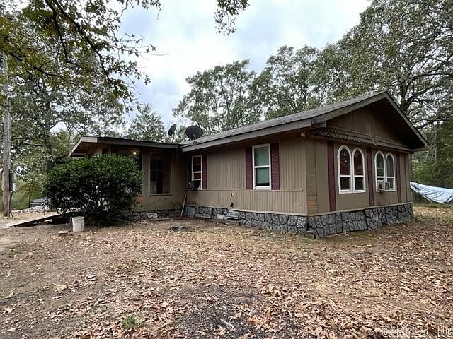 2nd image of 2068 Ed Haymes Rd