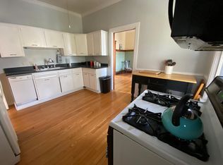 1240 University Ave #1, Dubuque, IA 52001
