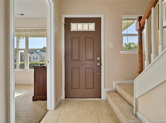 3rd image of 716 Chelton Ln #25