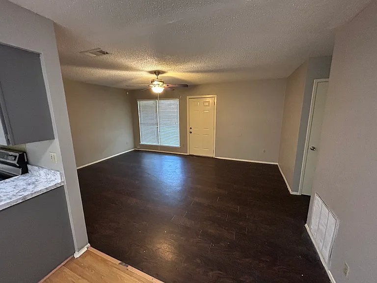 10522 Big Thicket Dr — Photo 15