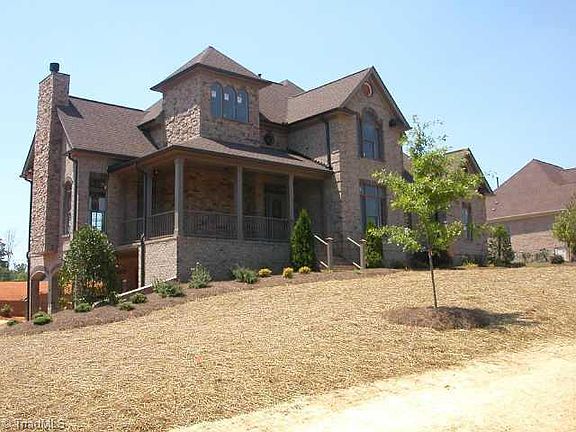2nd image of 7547 Barbera Dr