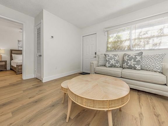 5th image of 600 Douglas Ave #350
