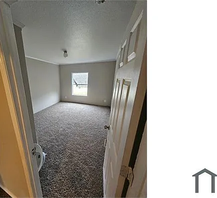 112 Calvary — Photo 10