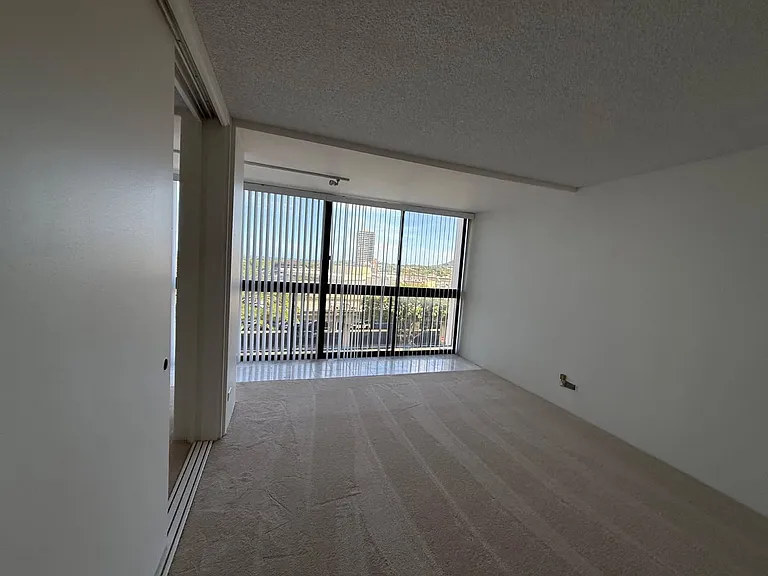 4300 Waialae Ave #A604 — Photo 13