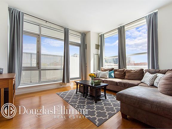 2nd image of 1124 31st Ave APT 3E