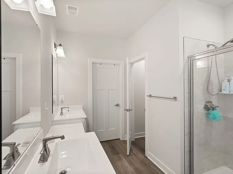 42564 Invergordon Ter — Photo 23