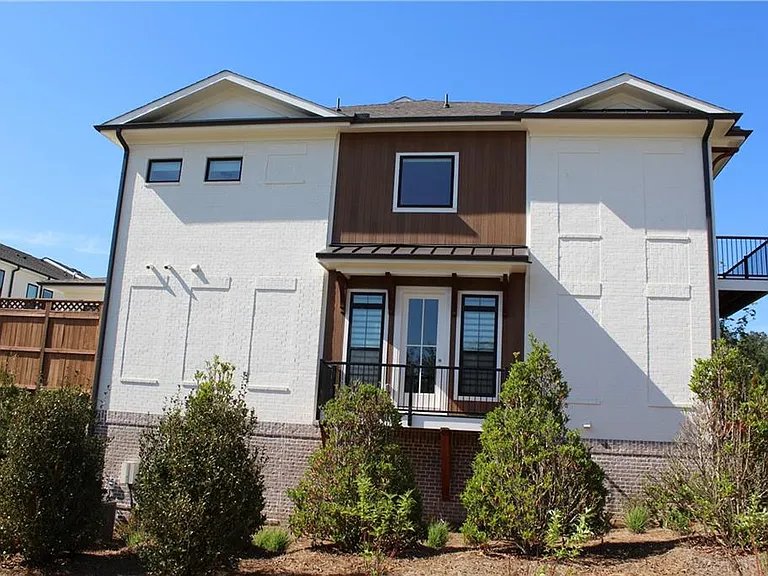 124 Downing Dr — Photo 34