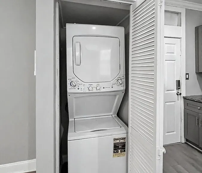 408 Armada Rd S #2 — Photo 8